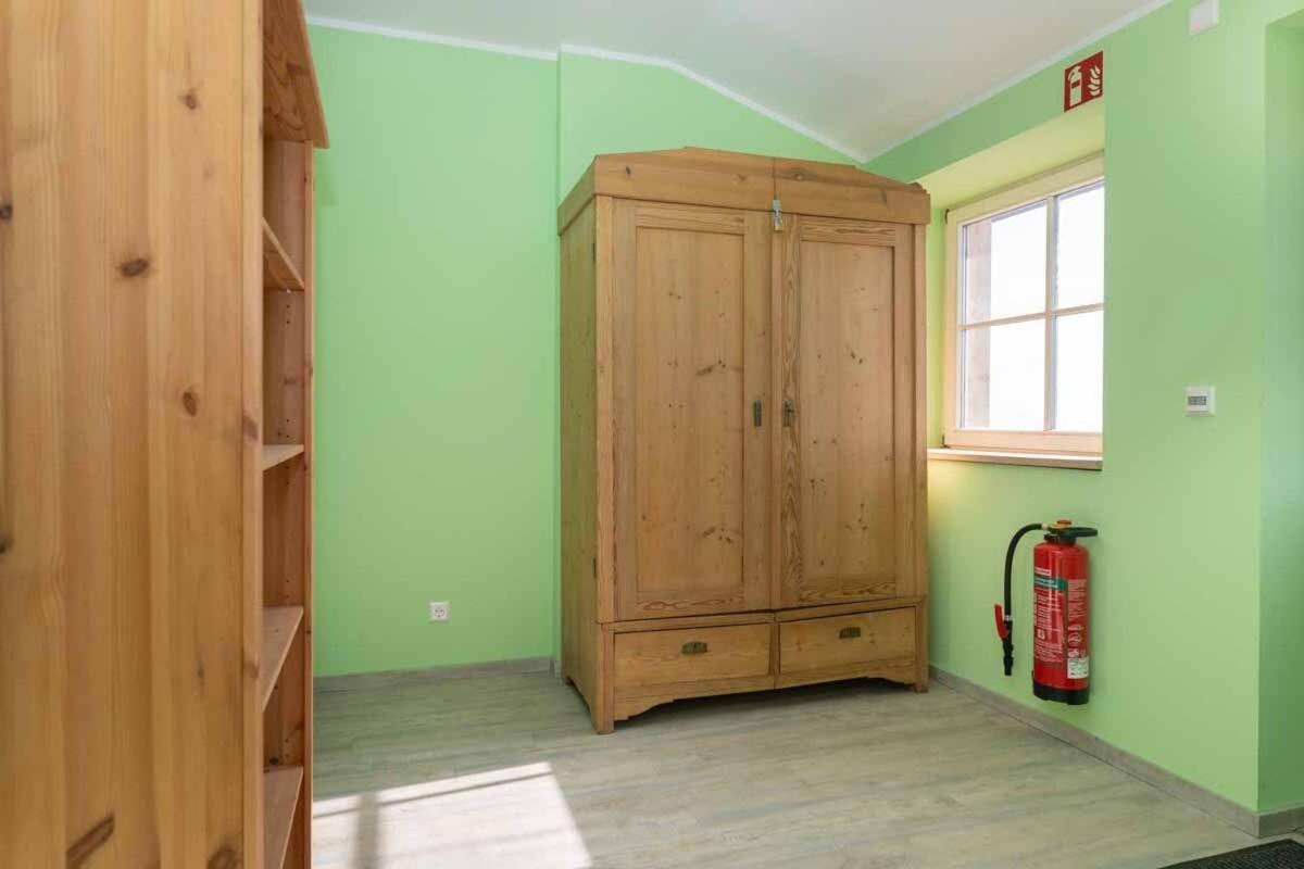 Отель Hochwaldbaude Hain  Экстерьер фото